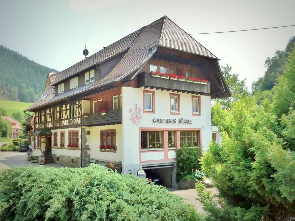 Landgasthof-Hotel-Rössle Oberprechtal Exterior foto